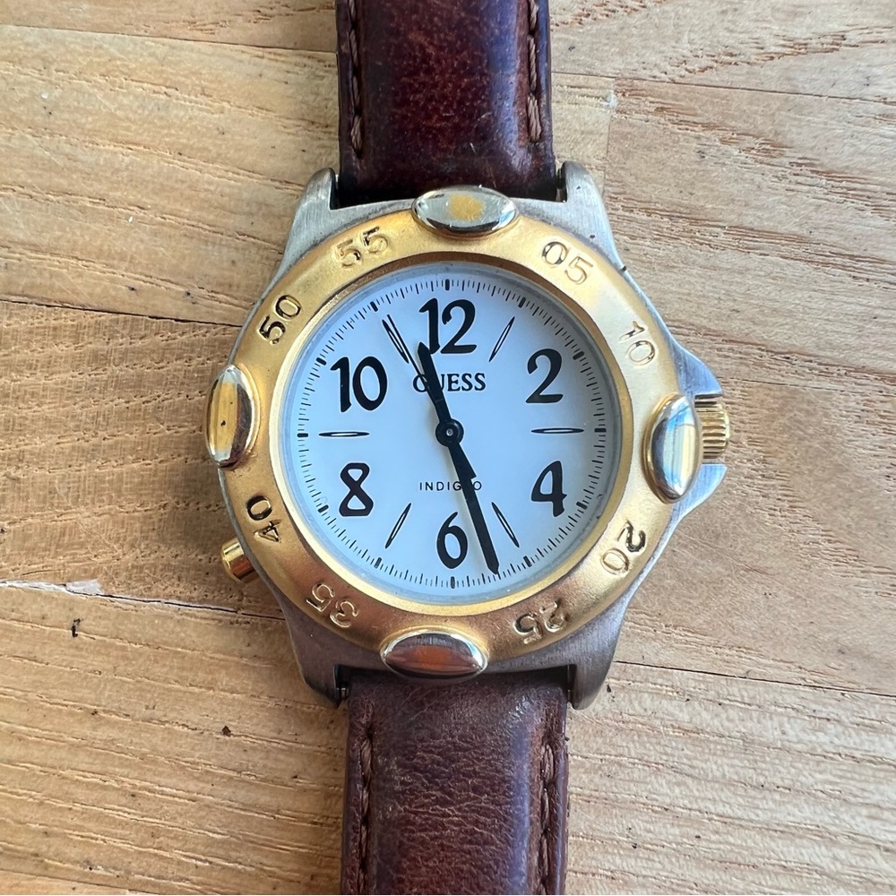 Vintage 90s Guess ladies two-tone brown leather watch NEW BATTERY